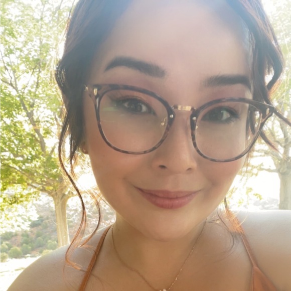 Meet your Posher, Athena - Picture 4 of 7